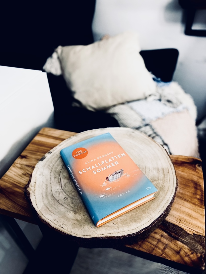 Alina Bronsky: Schallplattensommer